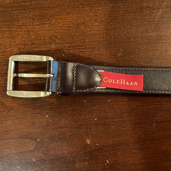 Cole Haan Men’s Black/Brown Genuine Leather Belt - Picture 5 of 6